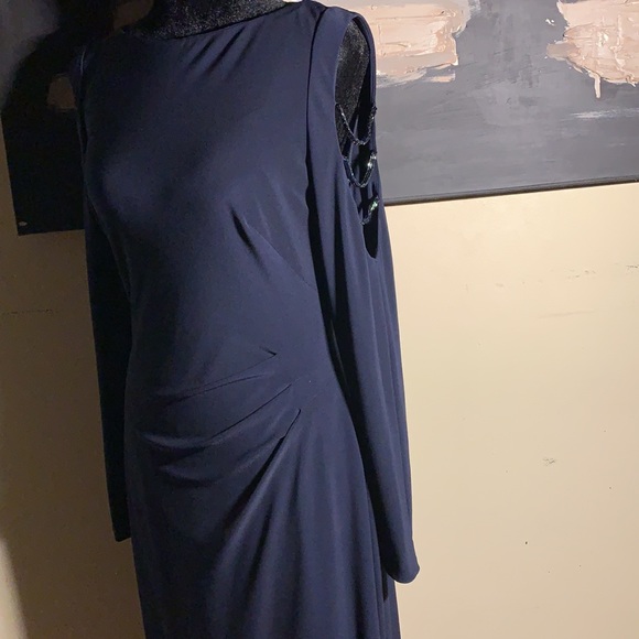 RALPH LAUREN LONG SLEEVE GOWN - Picture 5 of 12